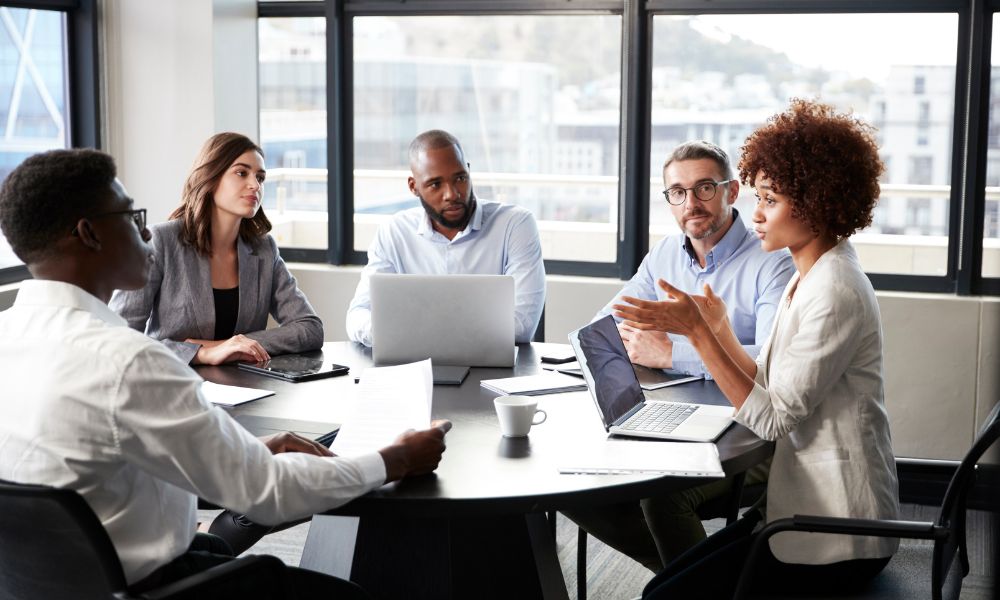 How Digital Transformation Is Redefining HR Roles in 2025?