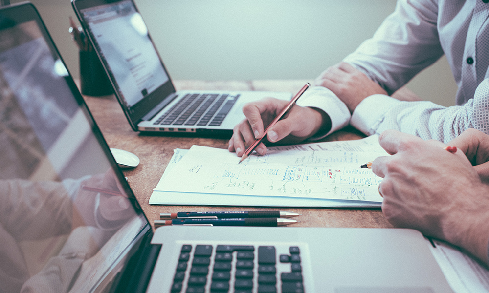 How Entrepreneurs Can Build Connections in the Digital Age?